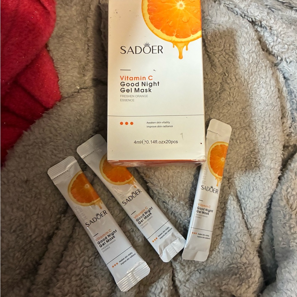 Orange and White Citrus Infused Makeup Mask
